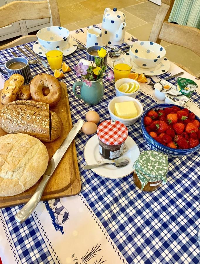 Dalton House Bed And Breakfast Екстер'єр фото